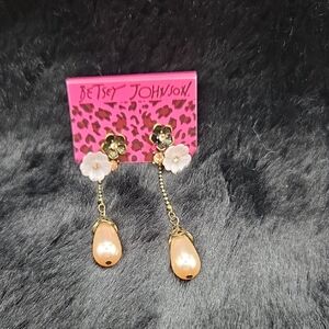 Betsey Johnson Gold and Cream Floral Drop Earrings